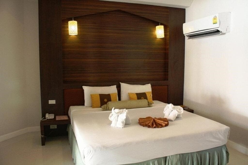 Al’s Hut 3* суреті